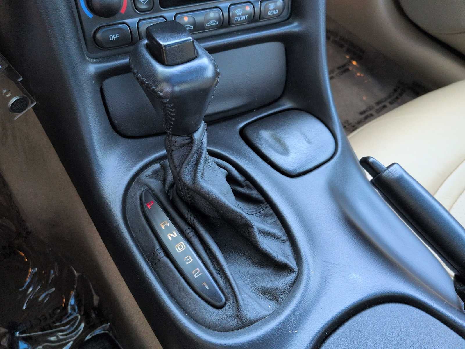 2002 Chevrolet Corvette 2dr Cpe