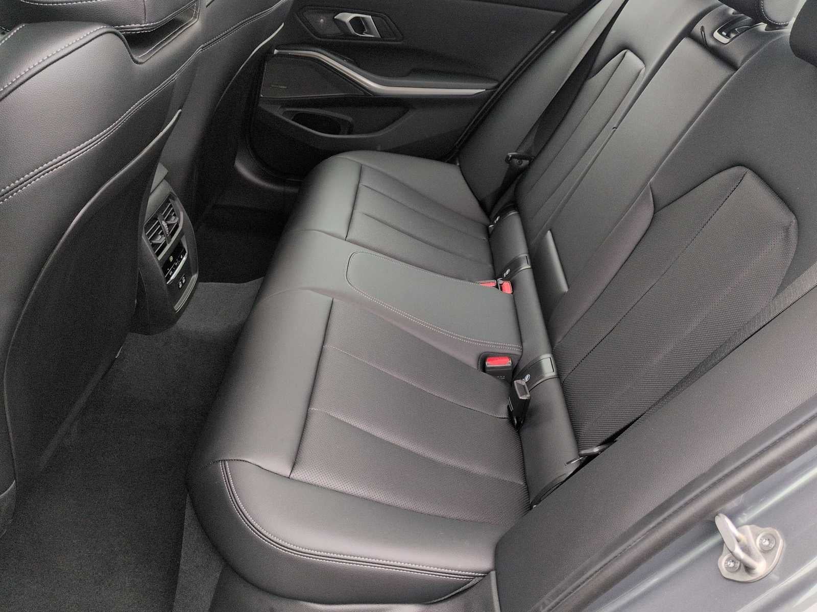 2026 BMW 330i NA xDrive 330i NA xDrive