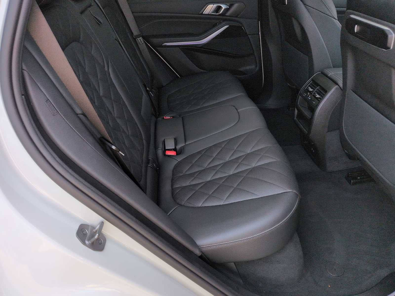2026 BMW X5 xDrive40i xDrive40i
