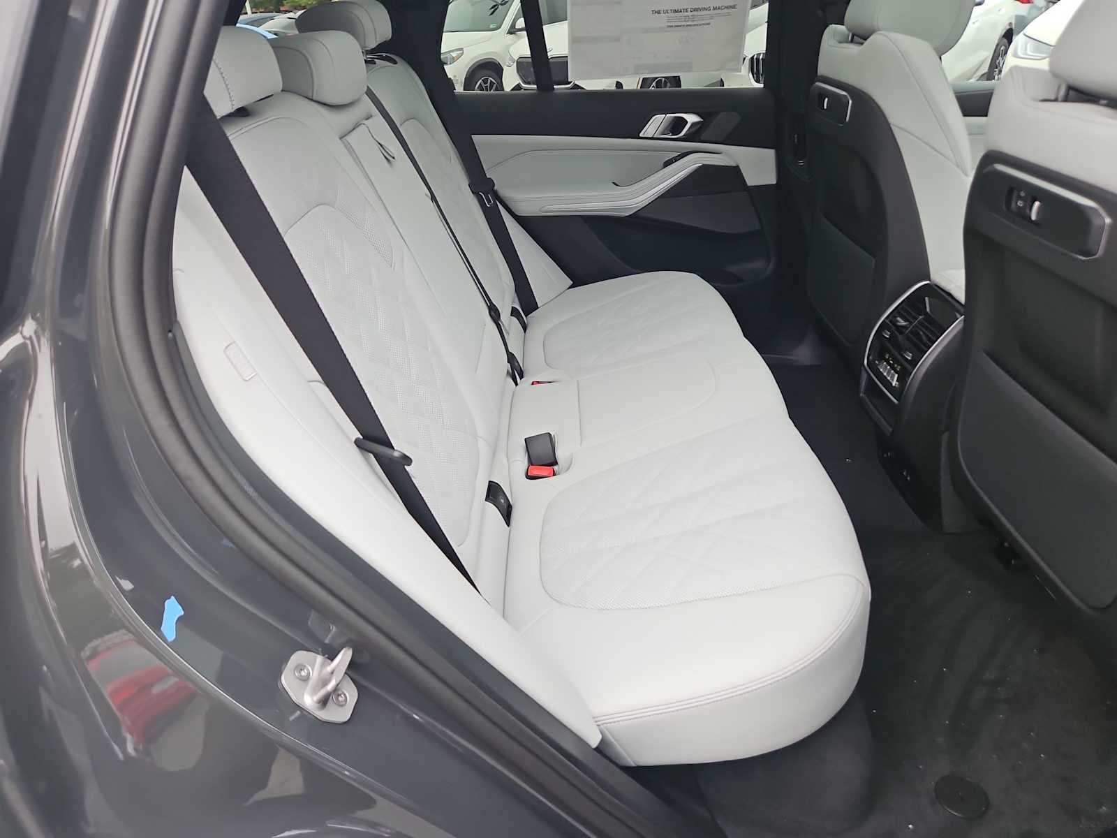 2026 BMW X5 xDrive40i xDrive40i