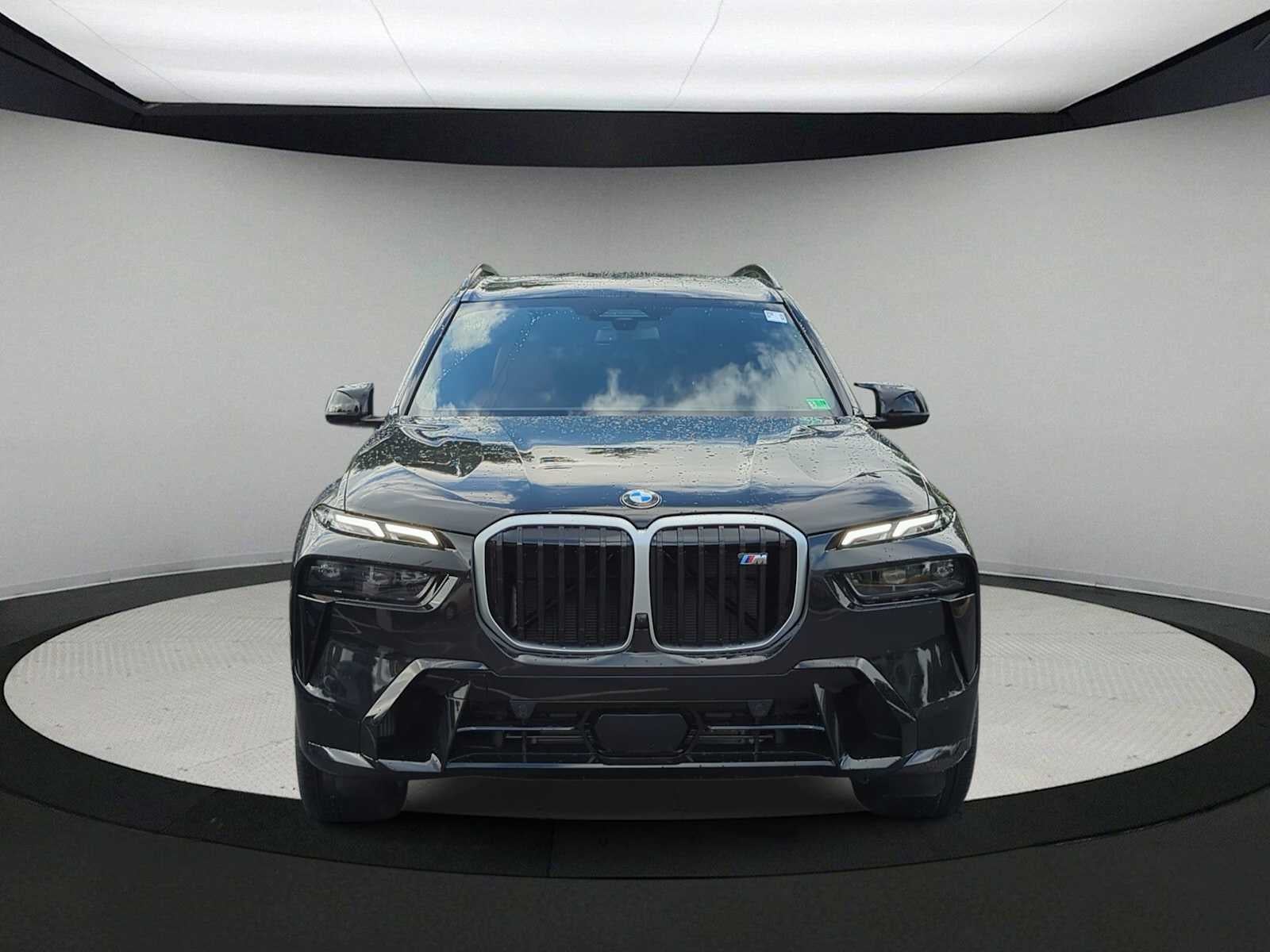 2026 BMW X7 M60i