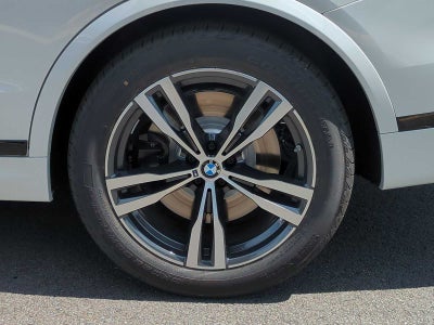 2026 BMW X7 M60i M60i