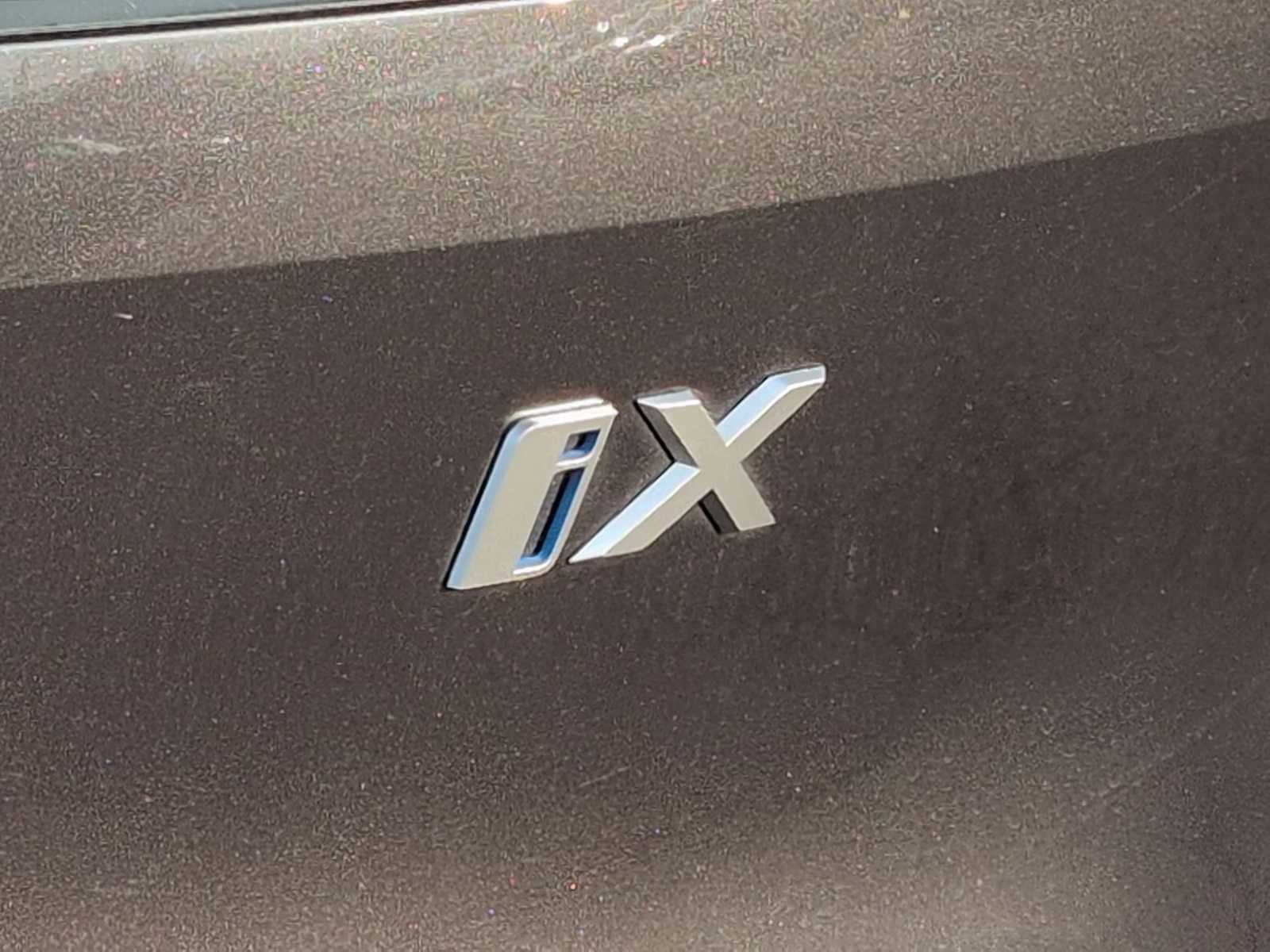 2024 BMW iX xDrive50
