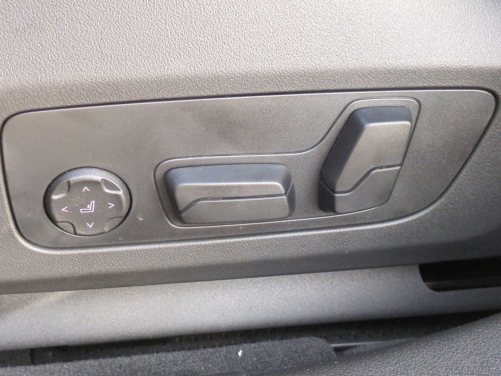 2025 BMW 2 Series M235 xDrive