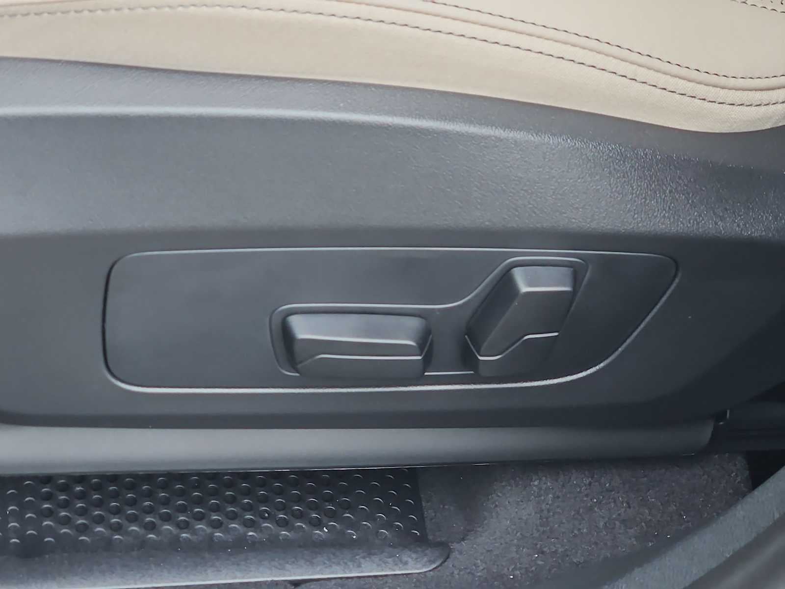 2025 BMW X1 xDrive28i xDrive28i