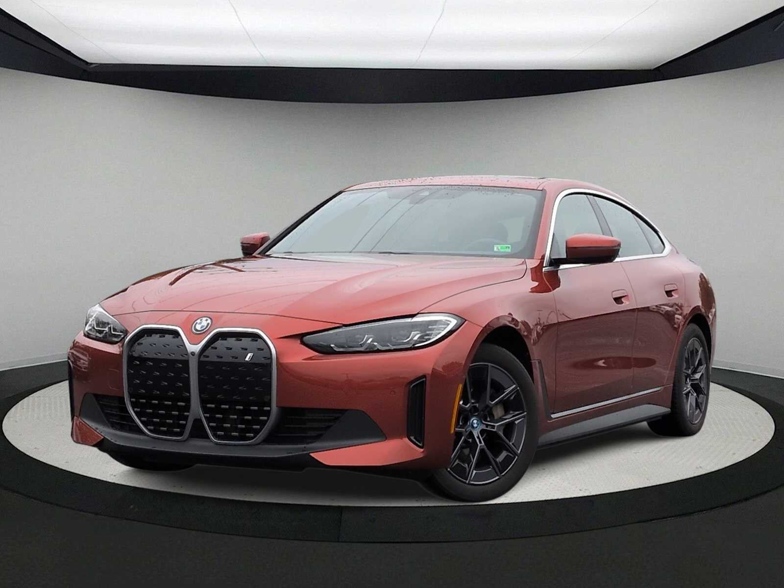 2023 BMW i4 eDrive35's photo