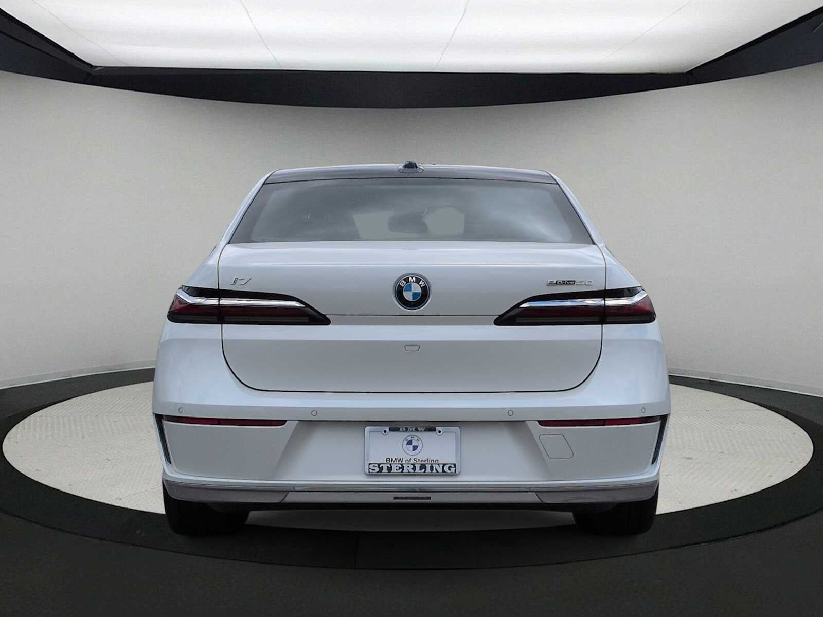 2025 BMW i7 eDrive50