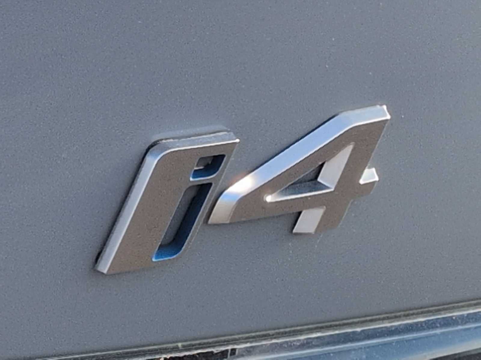 2025 BMW i4 xDrive40