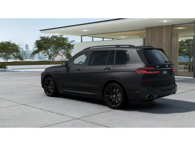 2026 BMW X7 M60i