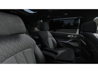 2027 BMW X7 M60i