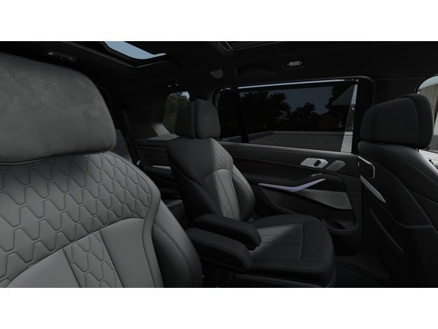 2027 BMW X7 M60i