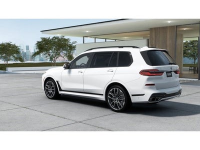 2027 BMW X7 M60i