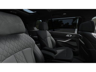 2027 BMW X7 Base