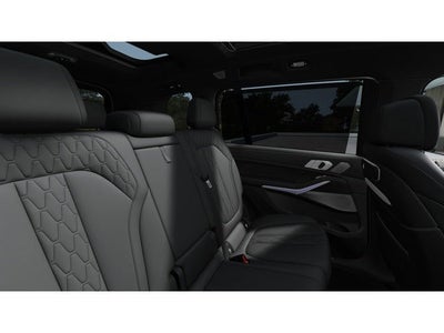 2027 BMW X7 M60i