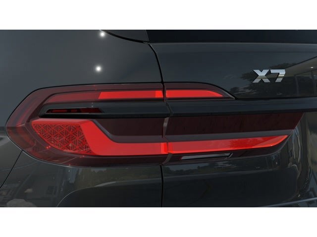 2027 BMW X7 M60i