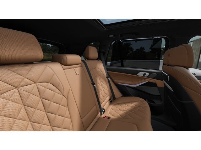 2026 BMW X5 M60i M60i