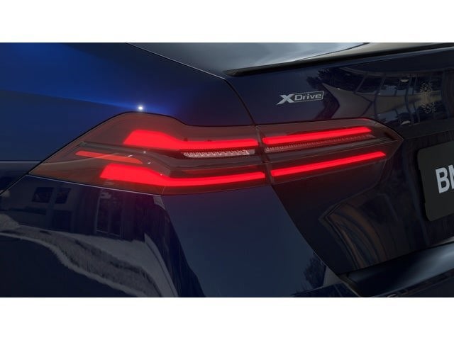 2027 BMW 5 Series 550e xDrive