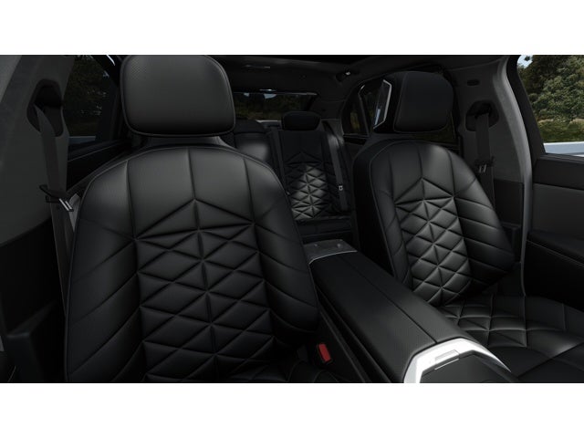 2027 BMW 740i Base