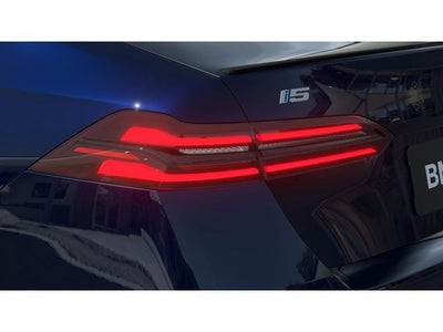 2027 BMW i5 xDrive40
