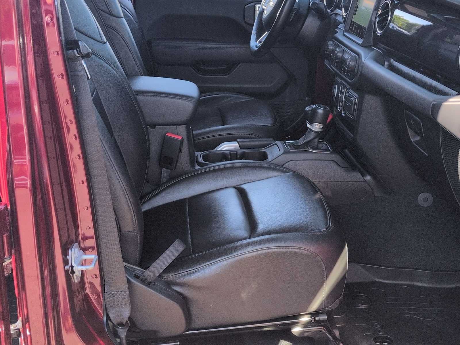 2021 Jeep Wrangler Unlimited Sahara Altitude