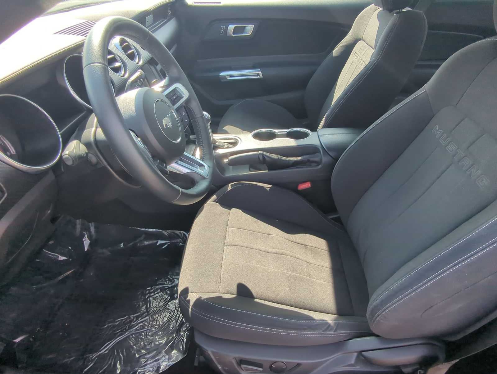 2021 Ford Mustang EcoBoost