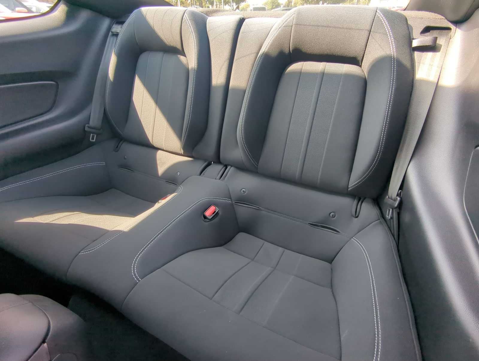 2021 Ford Mustang EcoBoost