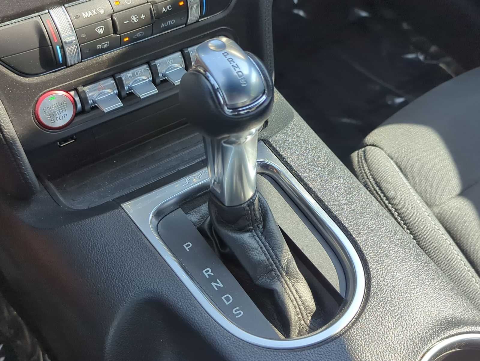 2021 Ford Mustang EcoBoost