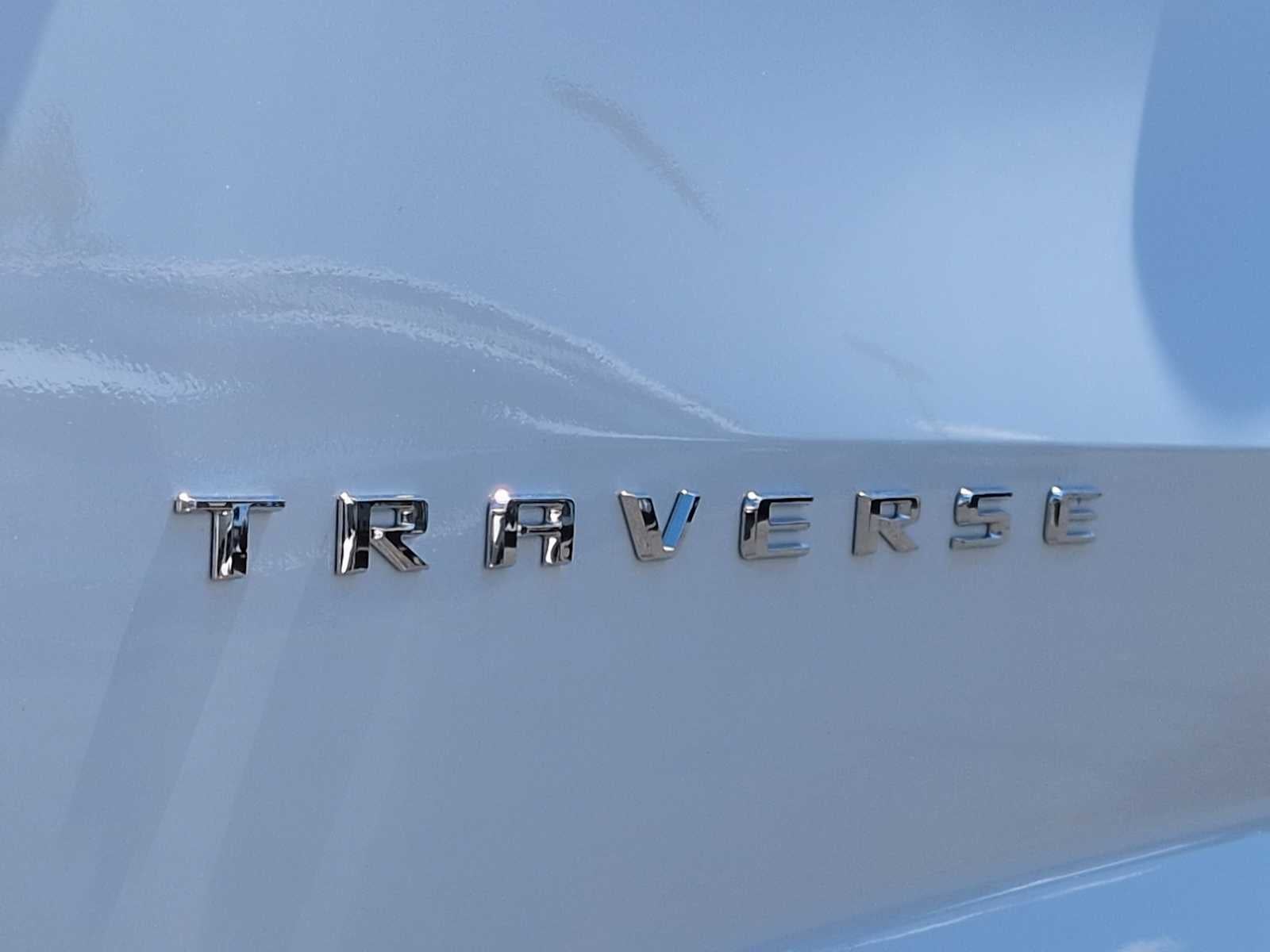 2025 Chevrolet Traverse AWD LT