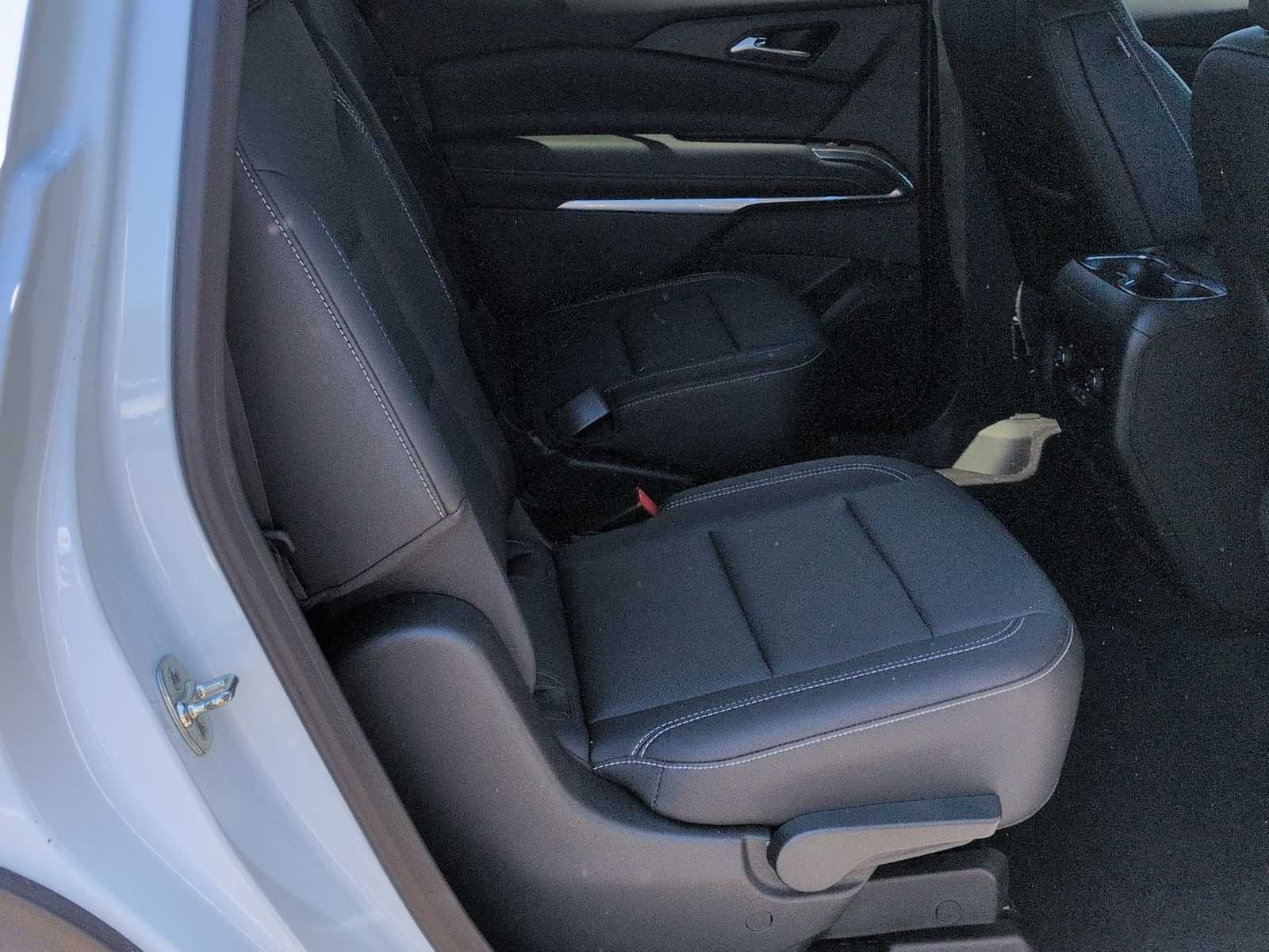 2025 Chevrolet Traverse AWD LT
