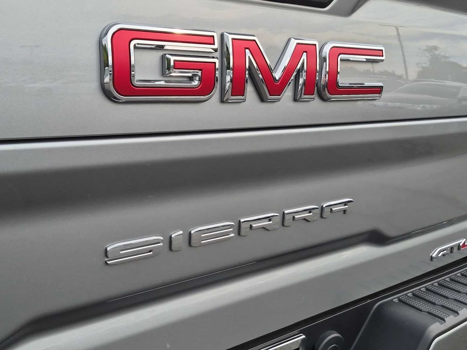 2026 GMC Sierra 2500HD AT4
