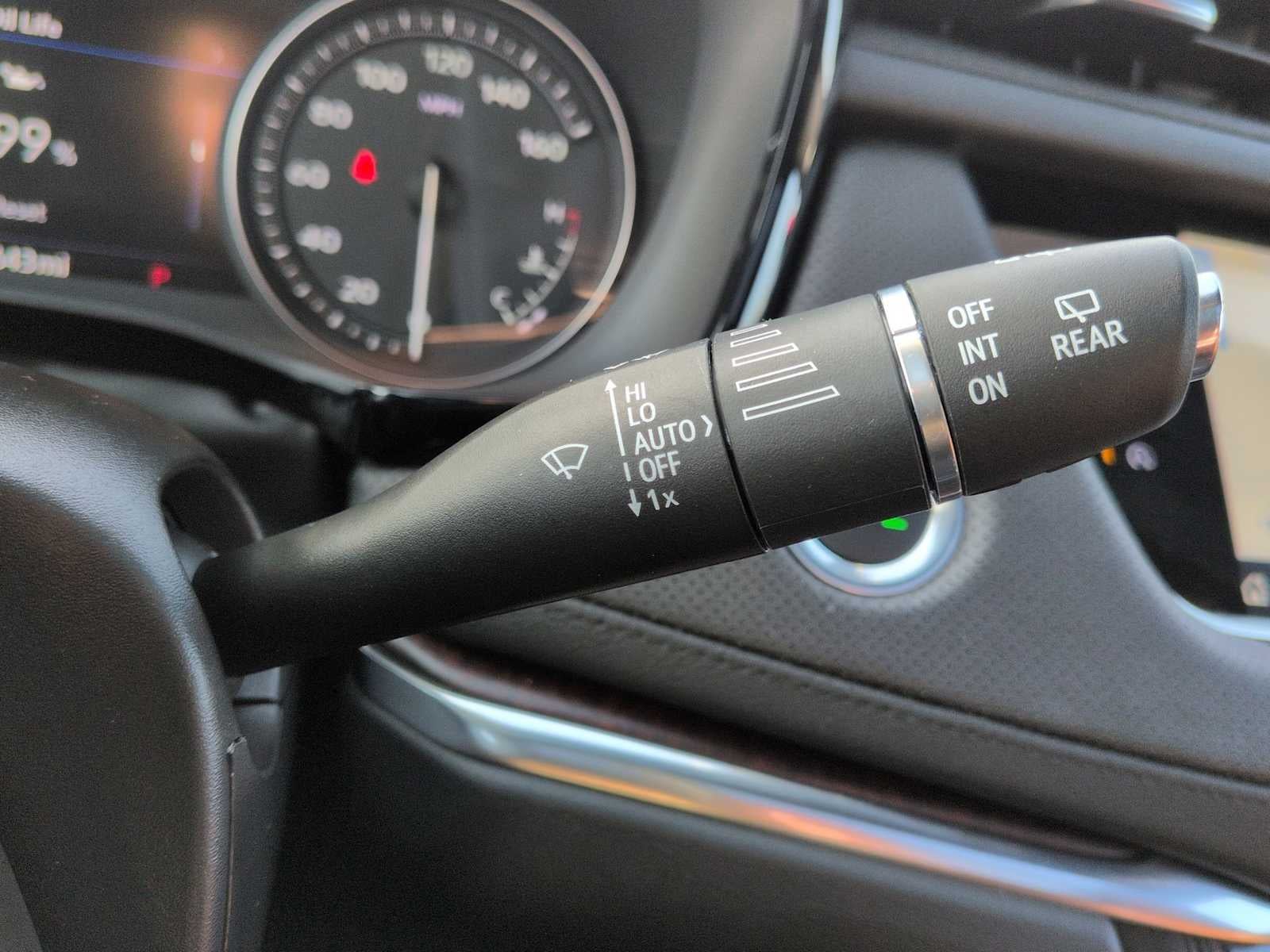 2024 Cadillac XT5 AWD Premium Luxury