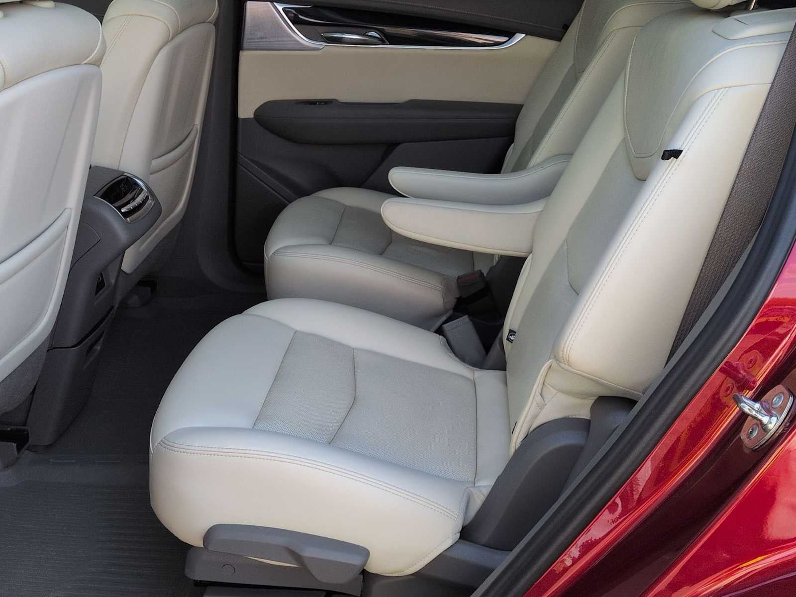 2024 Cadillac XT6 AWD Premium Luxury