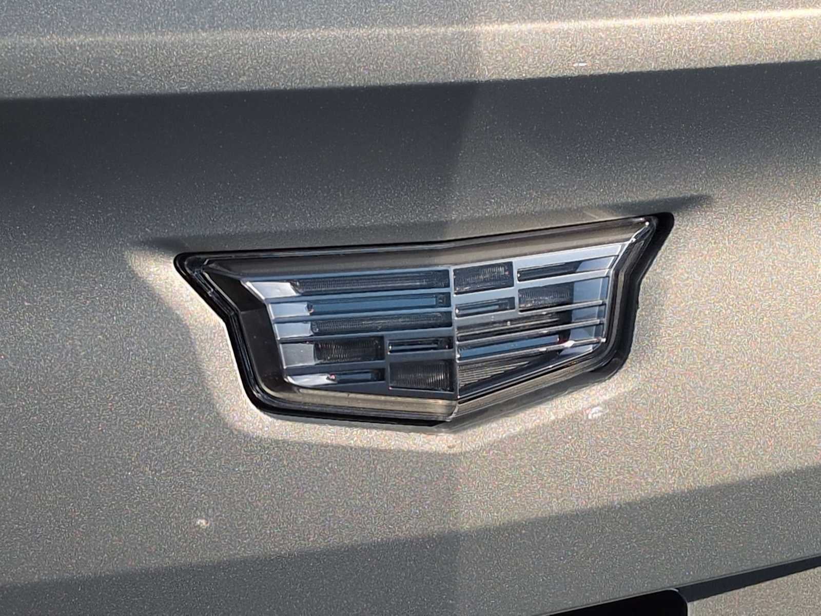 2025 Cadillac ESCALADE IQ Luxury 2