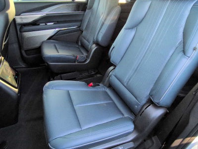 2025 Cadillac ESCALADE IQ Luxury 2