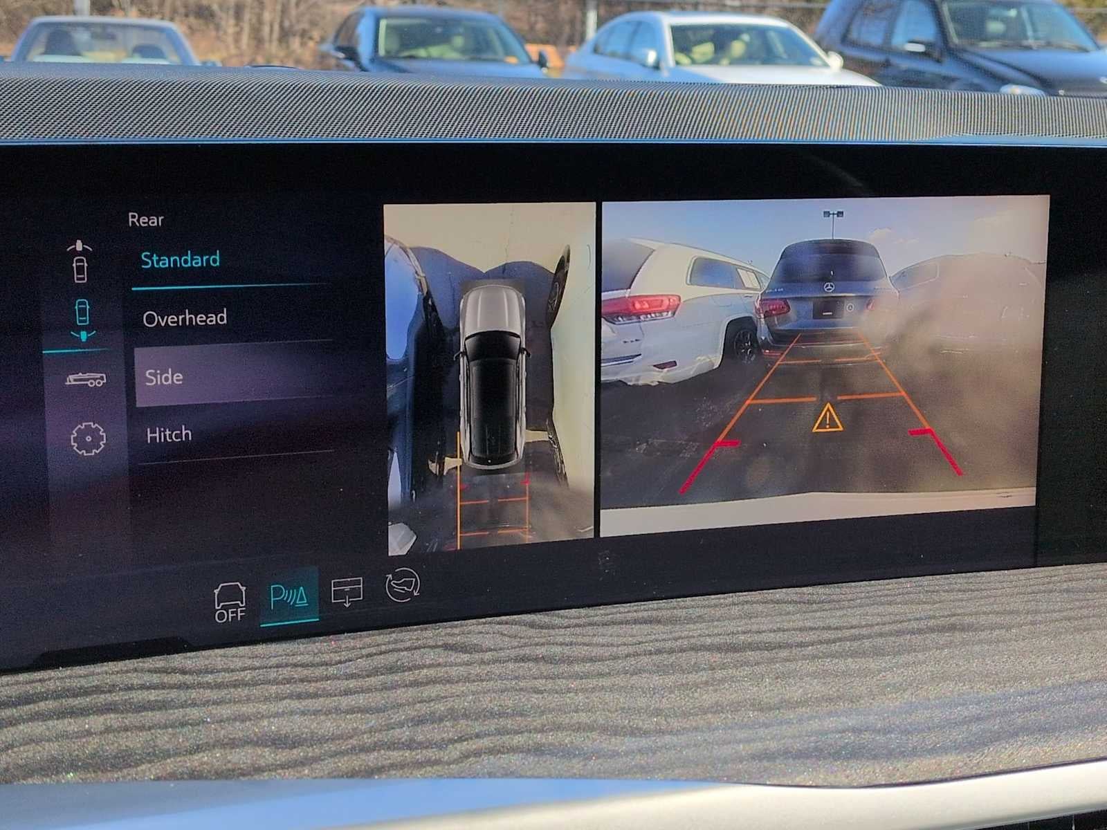 2025 Cadillac ESCALADE IQ Luxury 2