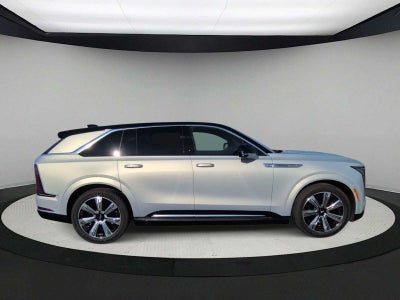 2025 Cadillac ESCALADE IQ Luxury 2