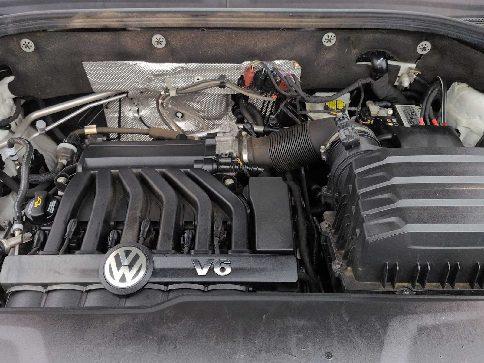 2021 Volkswagen Atlas Cross Sport 3.6L V6 SEL Premium R-Line