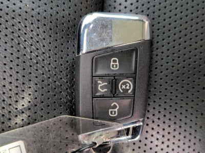 2022 Volkswagen Atlas 3.6L V6 SEL Premium R-Line