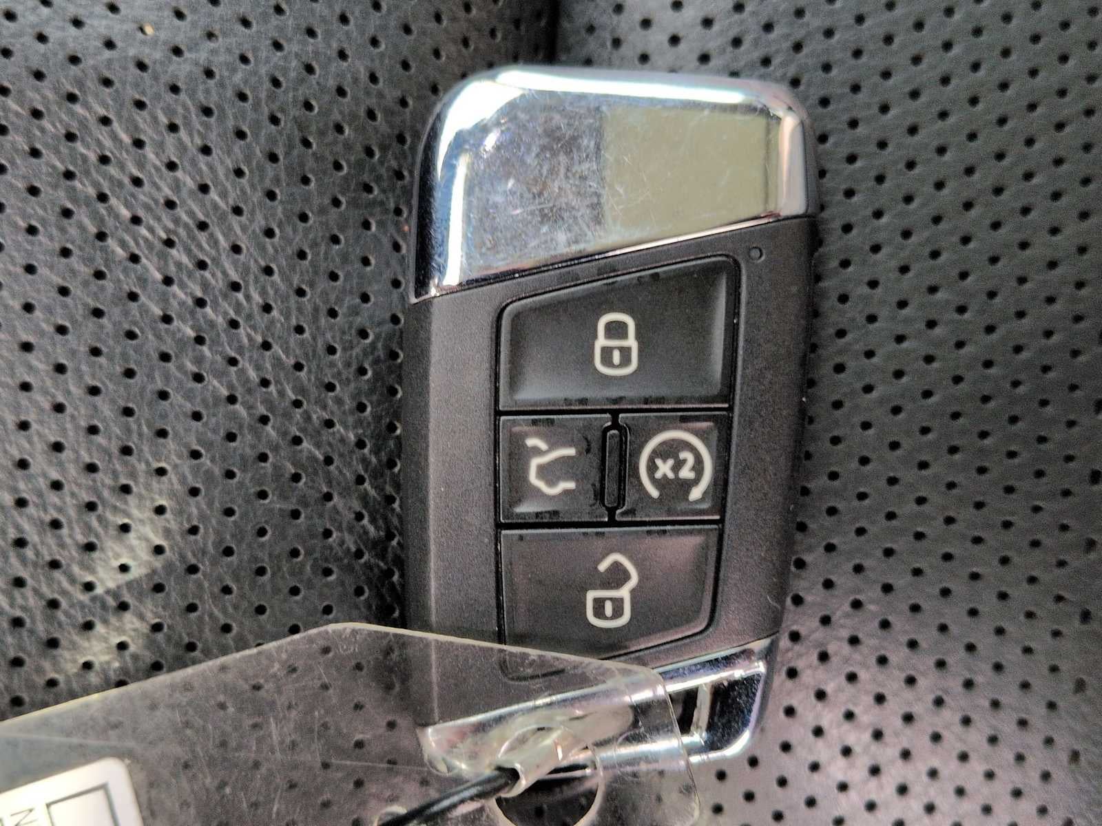 2022 Volkswagen Atlas 3.6L V6 SEL Premium R-Line