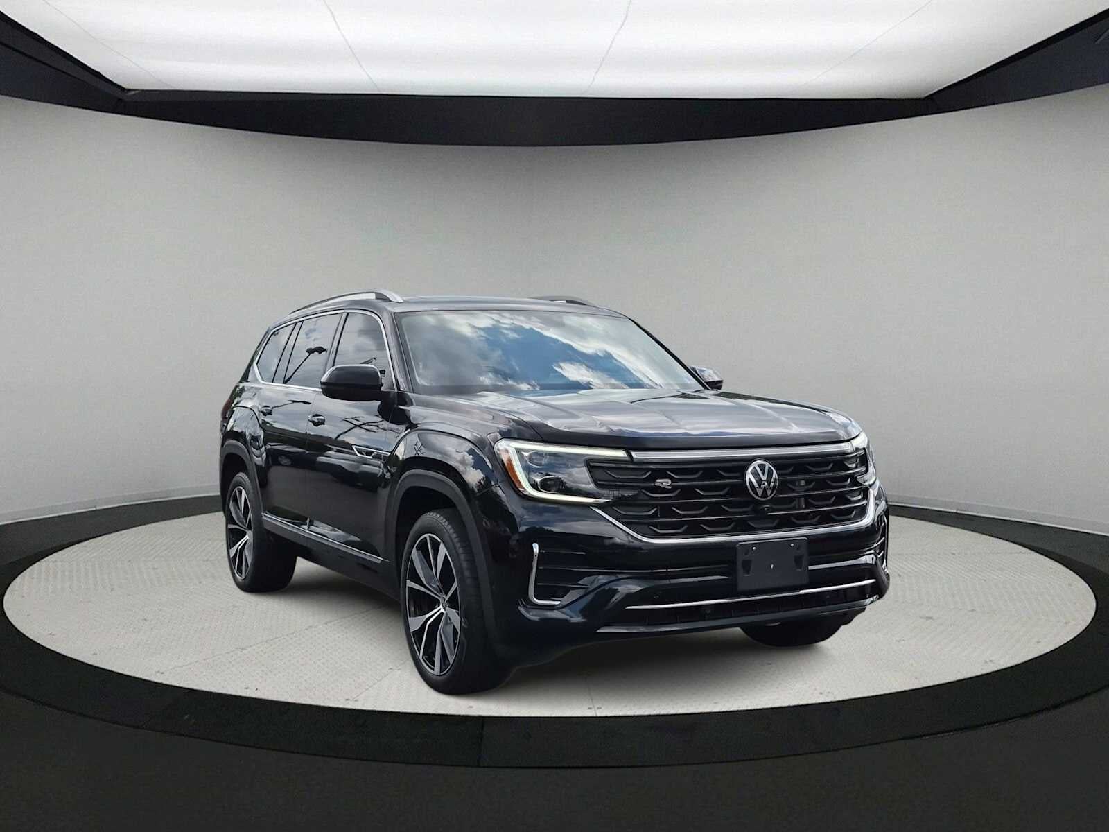 2024 Volkswagen Atlas 2.0T SEL Premium R-Line