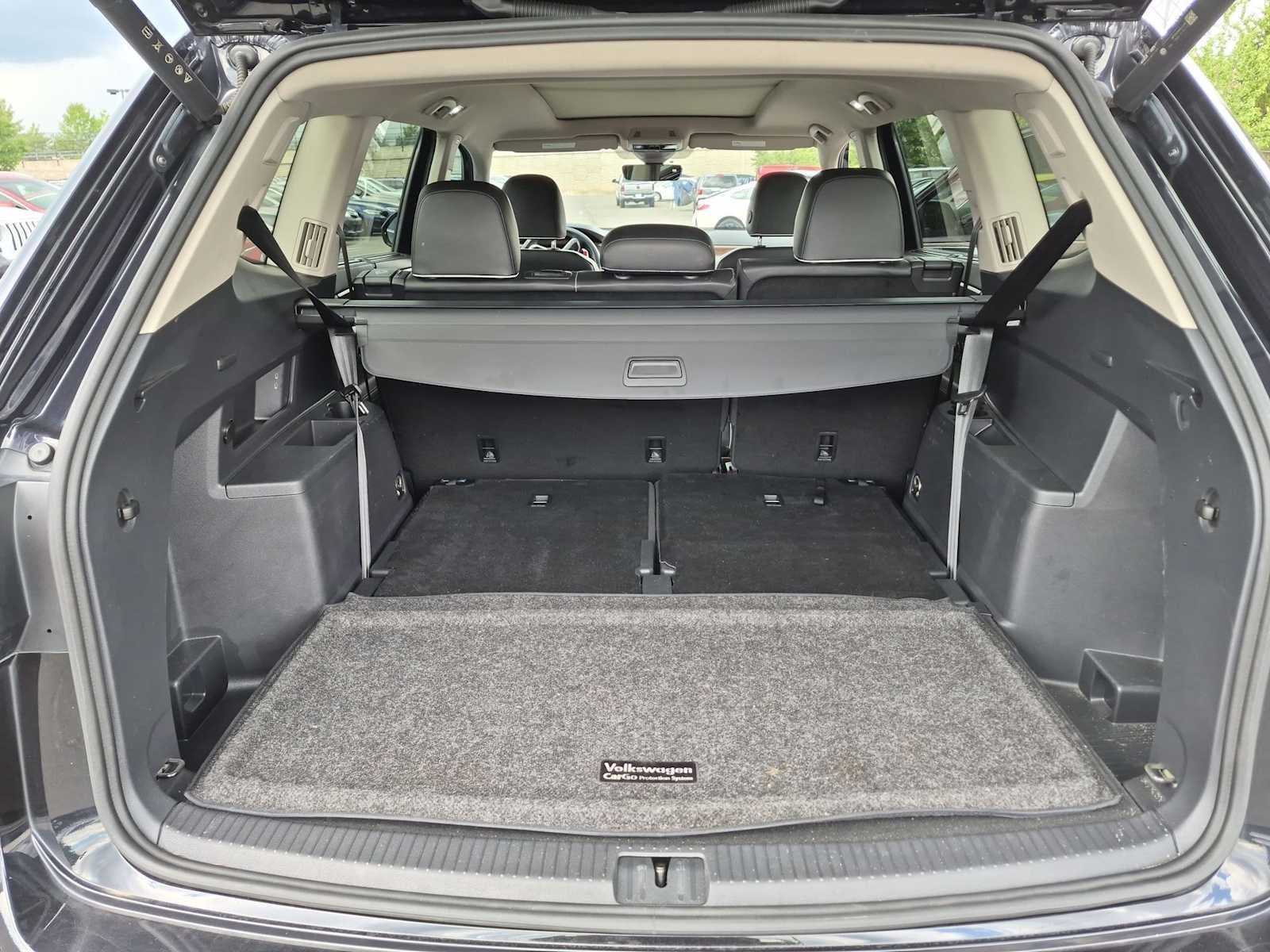 2024 Volkswagen Atlas 2.0T SEL Premium R-Line