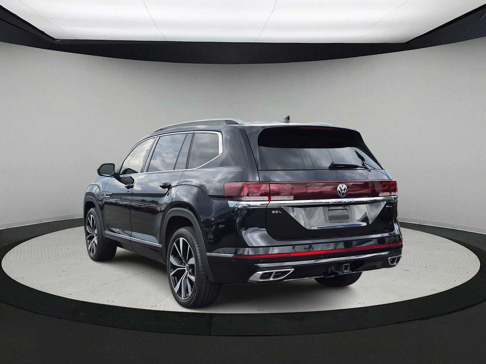 2024 Volkswagen Atlas 2.0T SEL Premium R-Line