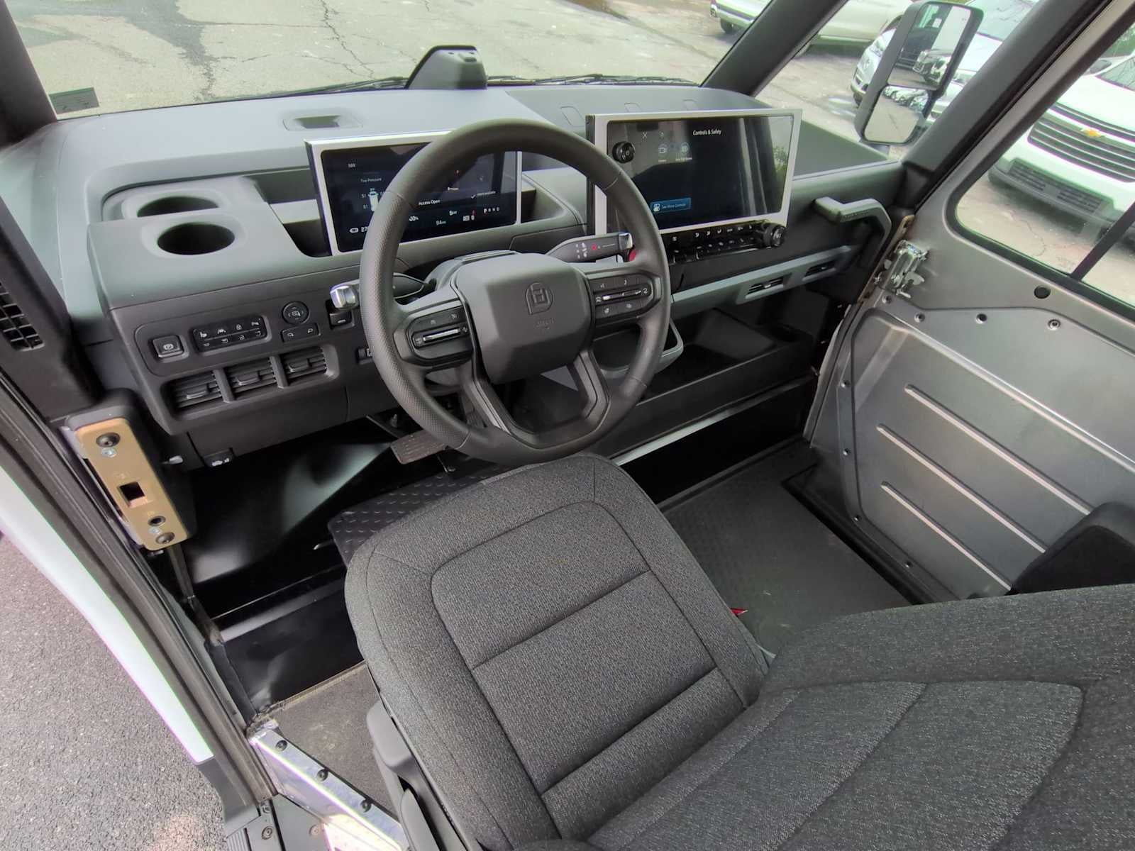 2024 BrightDrop Zevo 600 eAWD 600