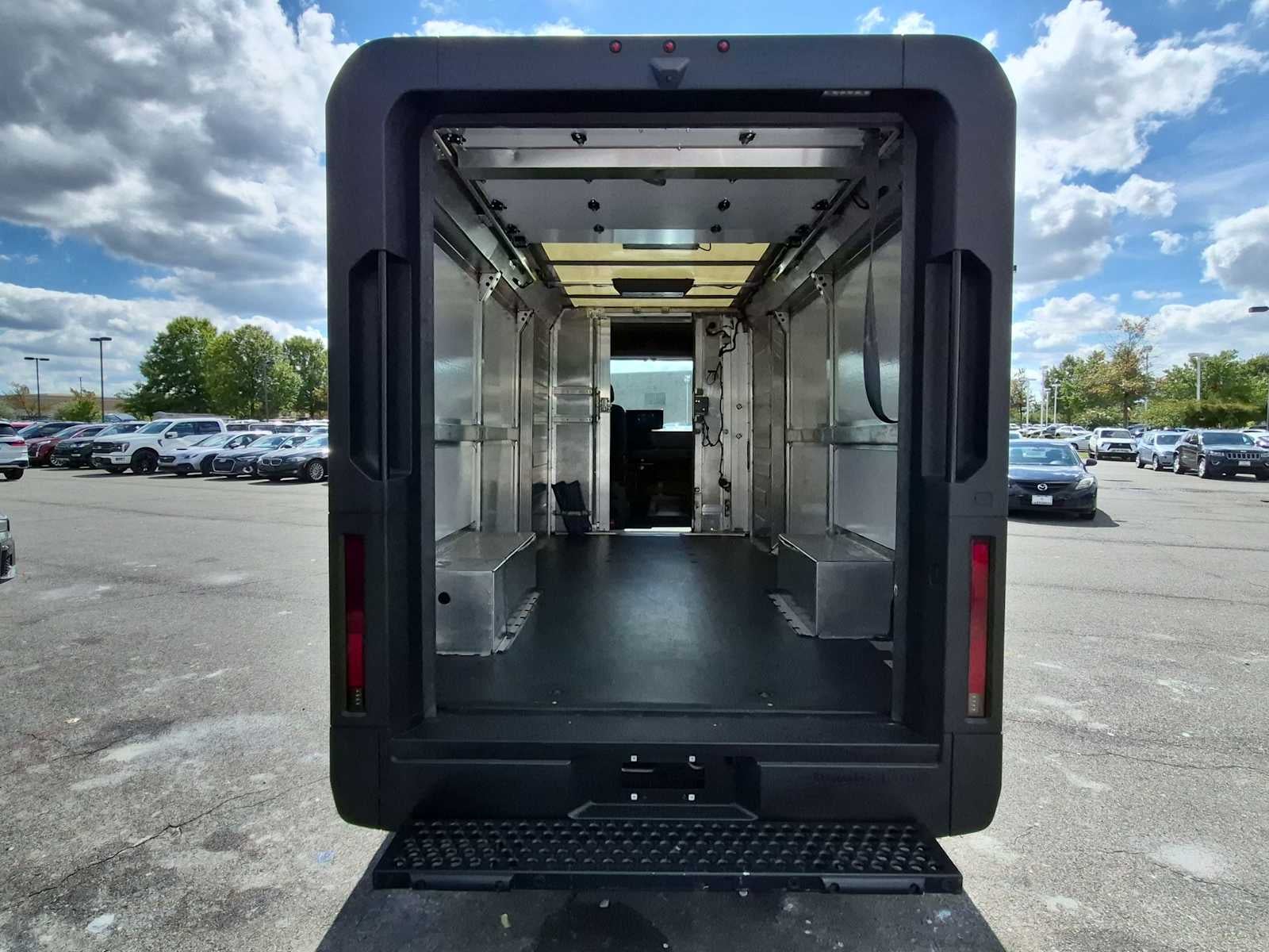 2024 BrightDrop Zevo 600 eAWD 600