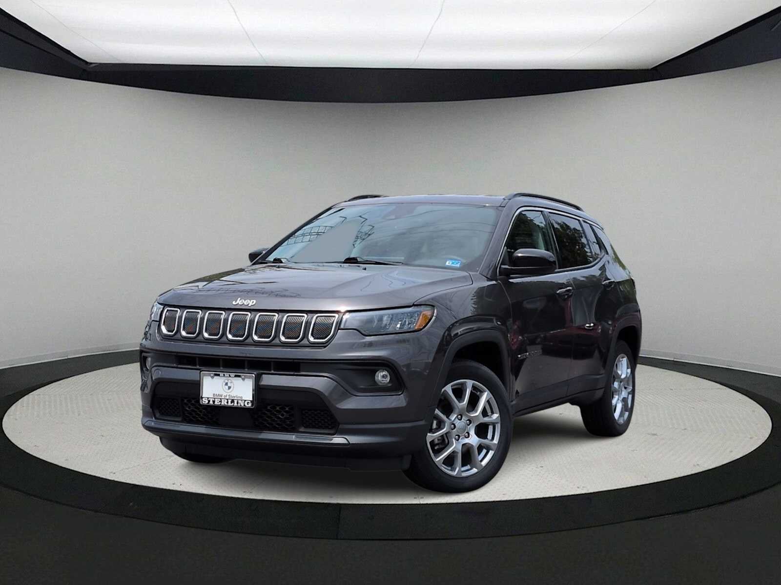 2022 Jeep Compass Latitude Lux