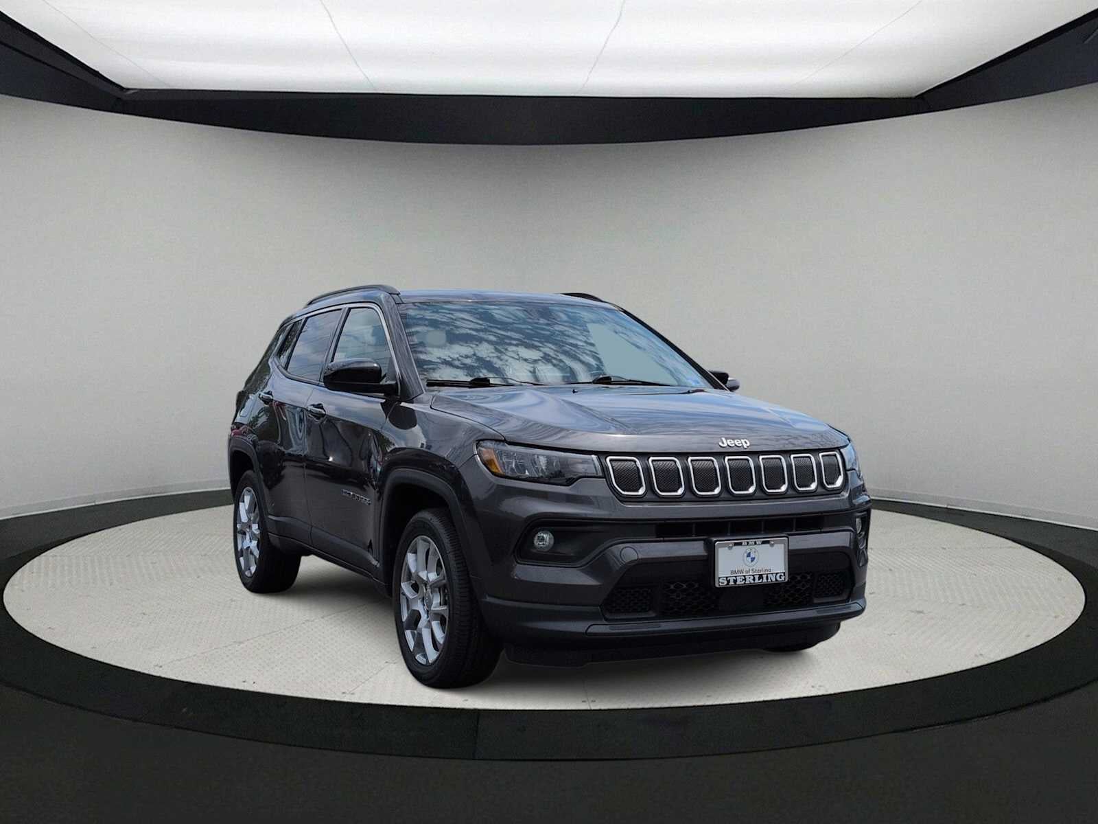 2022 Jeep Compass Latitude Lux