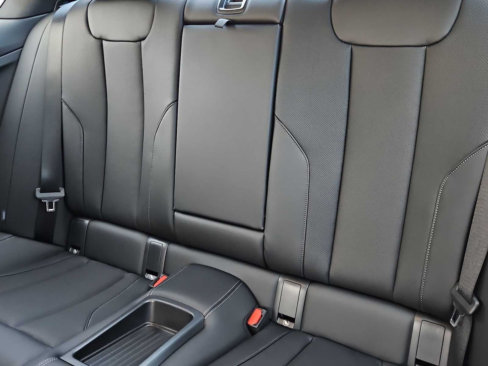 2026 BMW 230i 230i xDrive