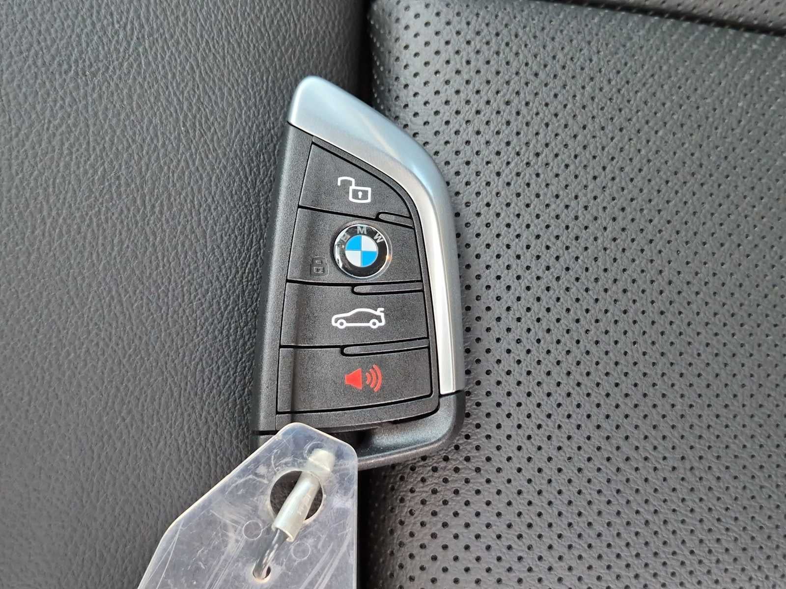 2026 BMW 3 Series 330i NA