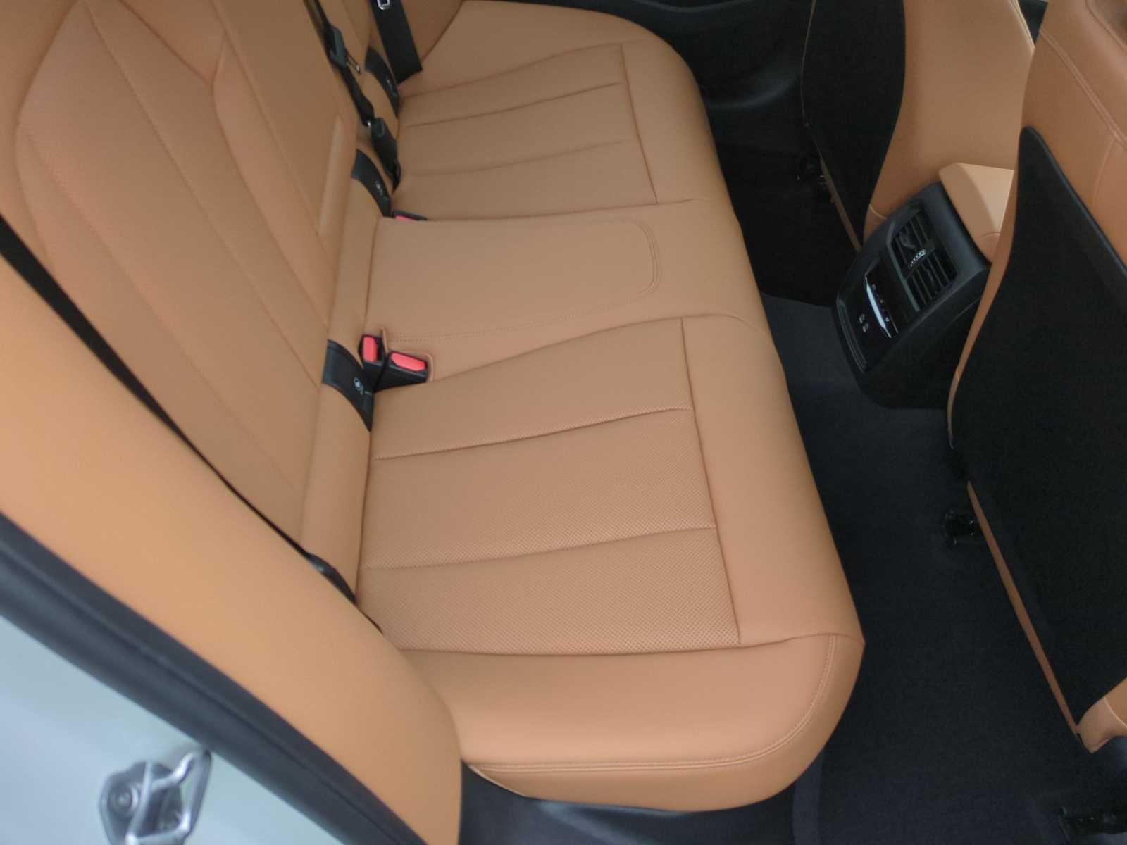 2025 BMW 330i 330i xDrive