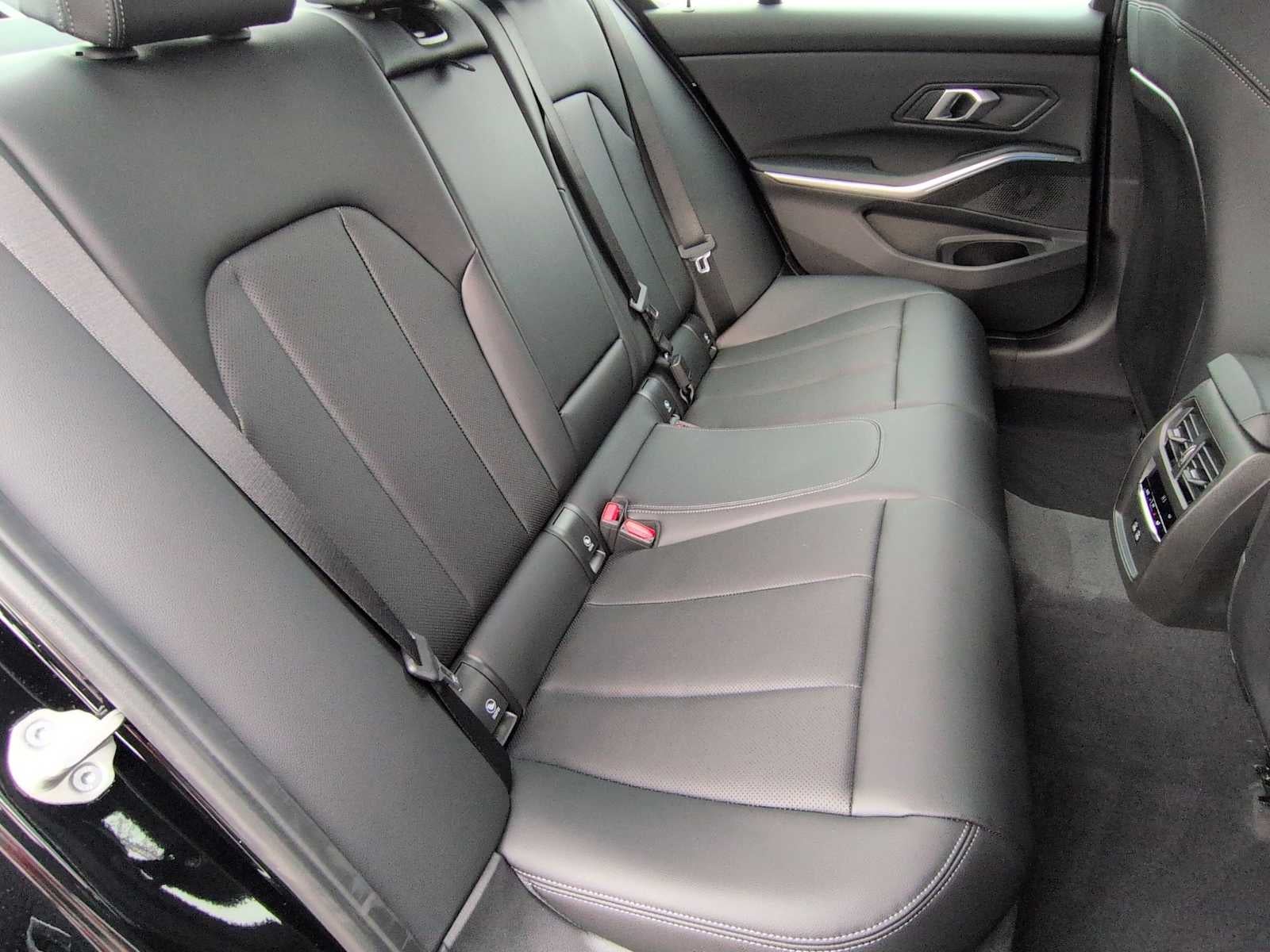 2026 BMW 330i 330i NA xDrive